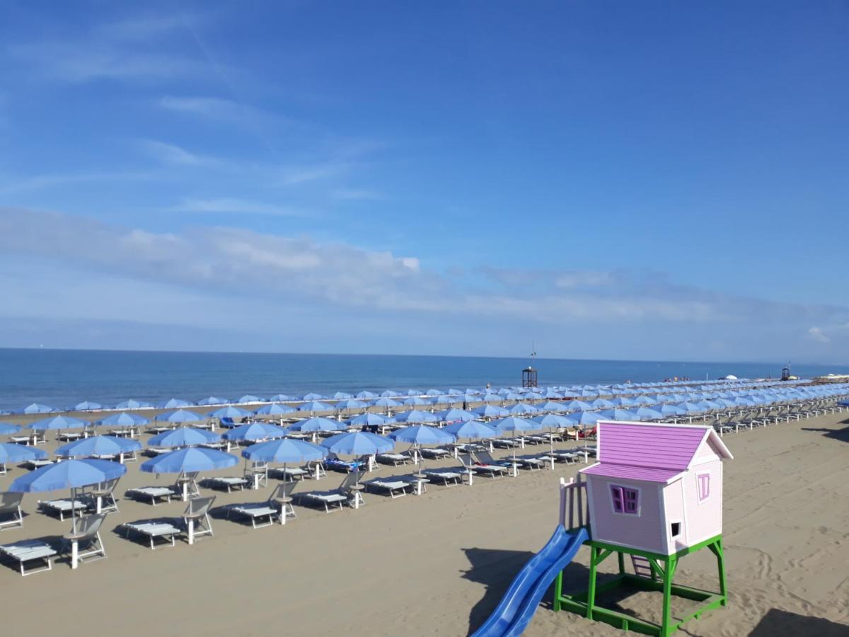 Alberto Quadrilocale A Soli 150M Dal Mare Marina di Castagneto Carducci Ngoại thất bức ảnh